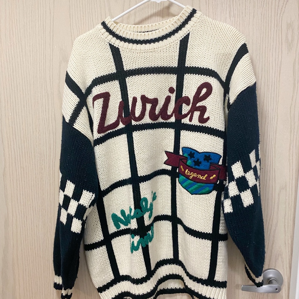 Vintage Karuba Size M Women’s Pullover Sweater Made in Korea